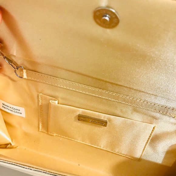 Champagne Gold Rhinestone Clutch - Picture 4 of 4